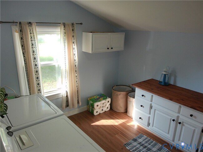 Building Photo - 3284 Chickahominy Rd