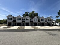 Building Photo - 516 S Ryals St