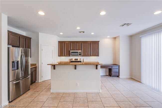 Building Photo - 4028 Little Bend Ln