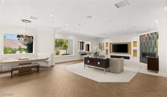 Building Photo - 2272 Coral Ridge Ave