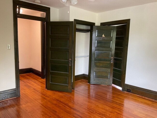 Building Photo - 229 Cocoa Ave