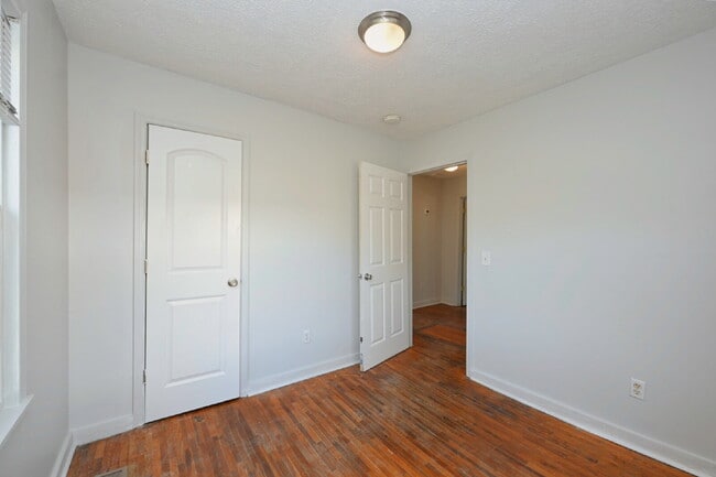 Building Photo - Updated 2BR/2BA Home | Rare Second Bath, Efficient Layout