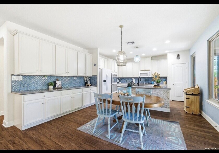 Building Photo - 7743 Robert Mondavi