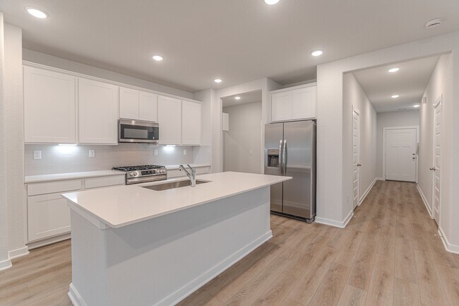 Building Photo - 8570 Blueberry Ash St