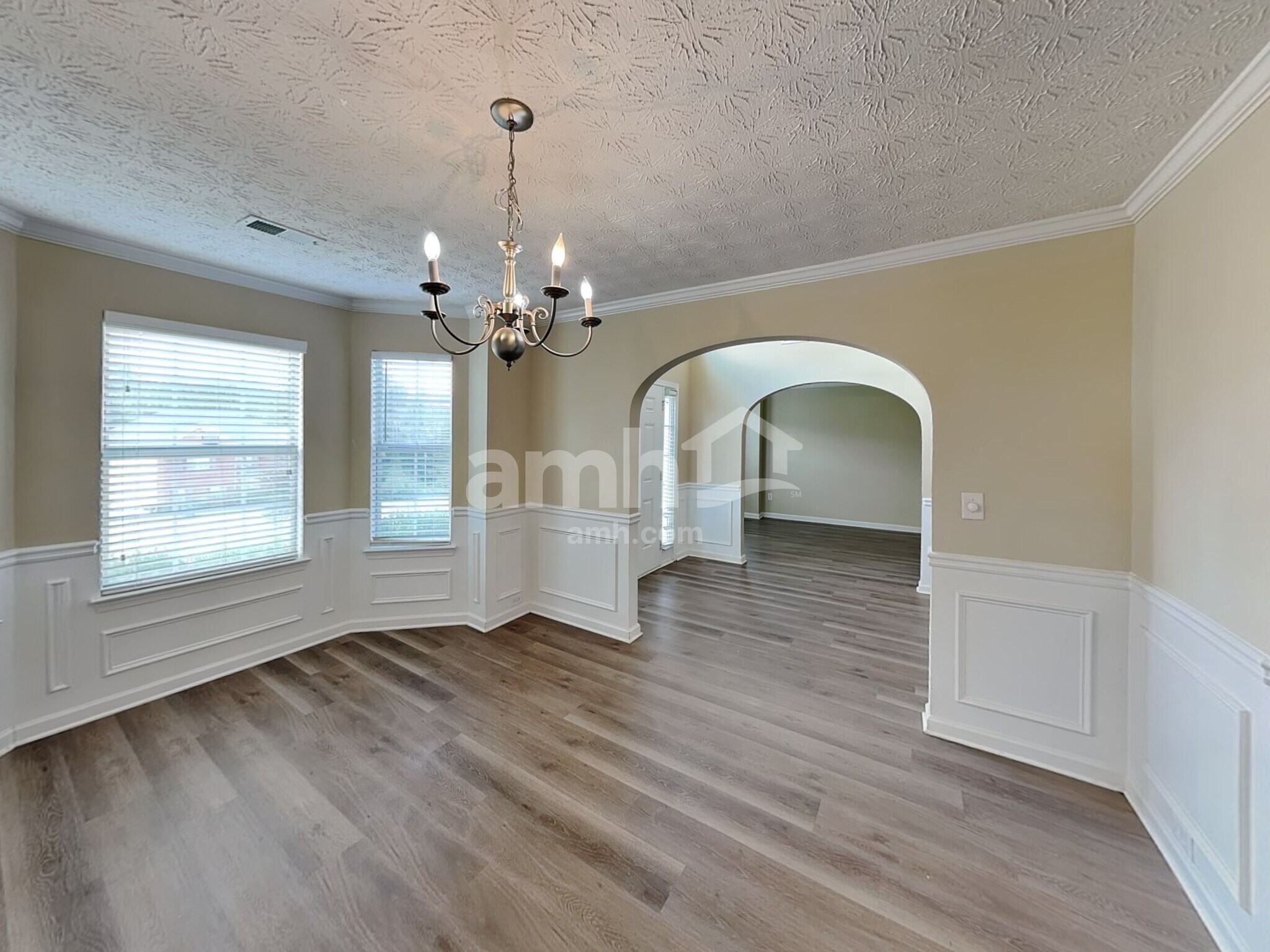 Building Photo - 131 Cottonbelle Dr