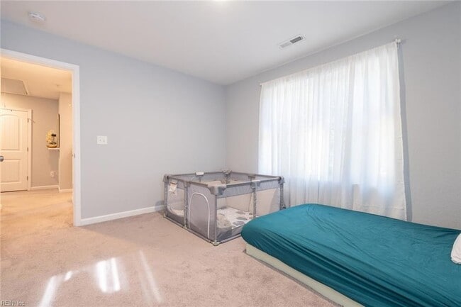 Building Photo - 409 Draper Dr