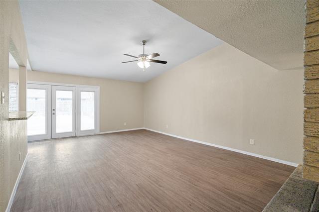 Building Photo - 313 Thistle Dr