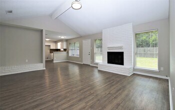 Building Photo - 7814 Barnhill Dr
