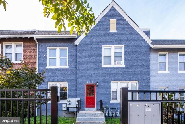 Primary Photo - 1113 Penn St NE