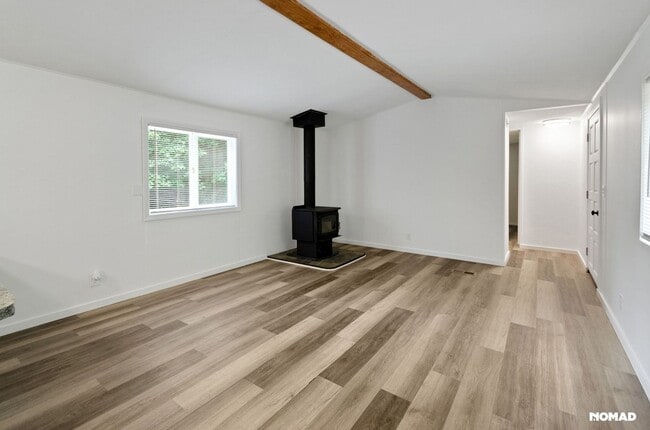 Building Photo - Charming 2BR House in Spanaway