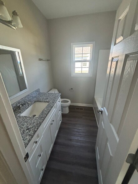 Building Photo - 150 Apache Ln