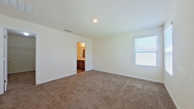 Building Photo - Beautiful 3 Bedroom Home in Fox Creek at Oakleaf coming soon!