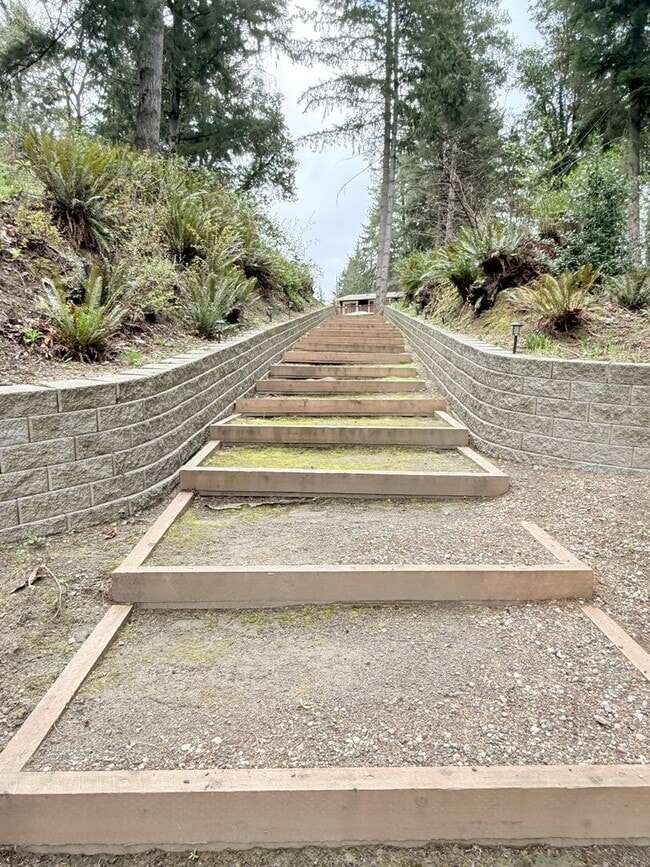 Building Photo - **** Application pending ****