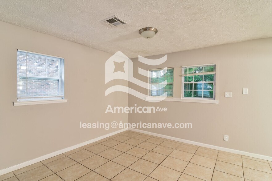 Building Photo - 5953 Cherry Hill Rd