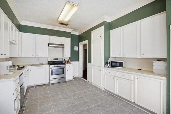 Building Photo - 1450 Mesquite St