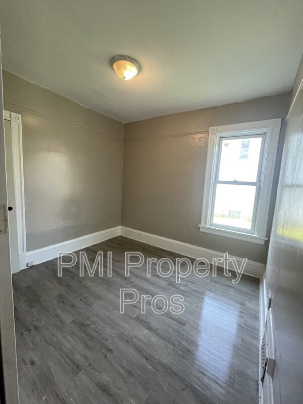 Building Photo - 2619 N 23rd St