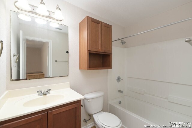Building Photo - 9307 Mimosa Manor