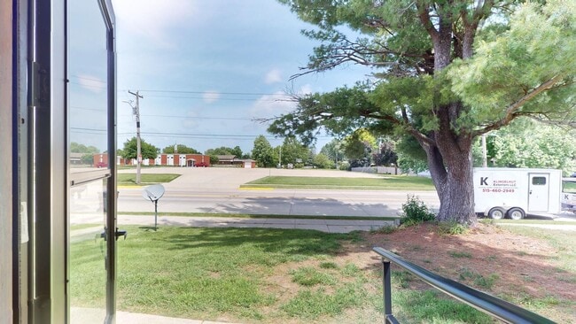 Building Photo - 2 bedroom duplex in North Ames