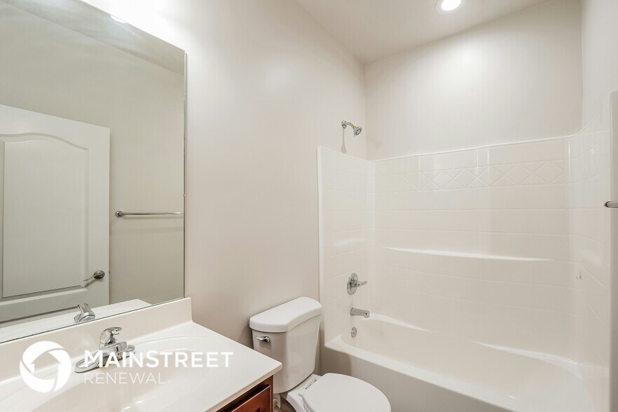 Building Photo - 8254 Owen Park Dr