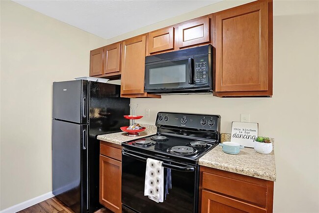 Building Photo - 3771 Cornell Dr