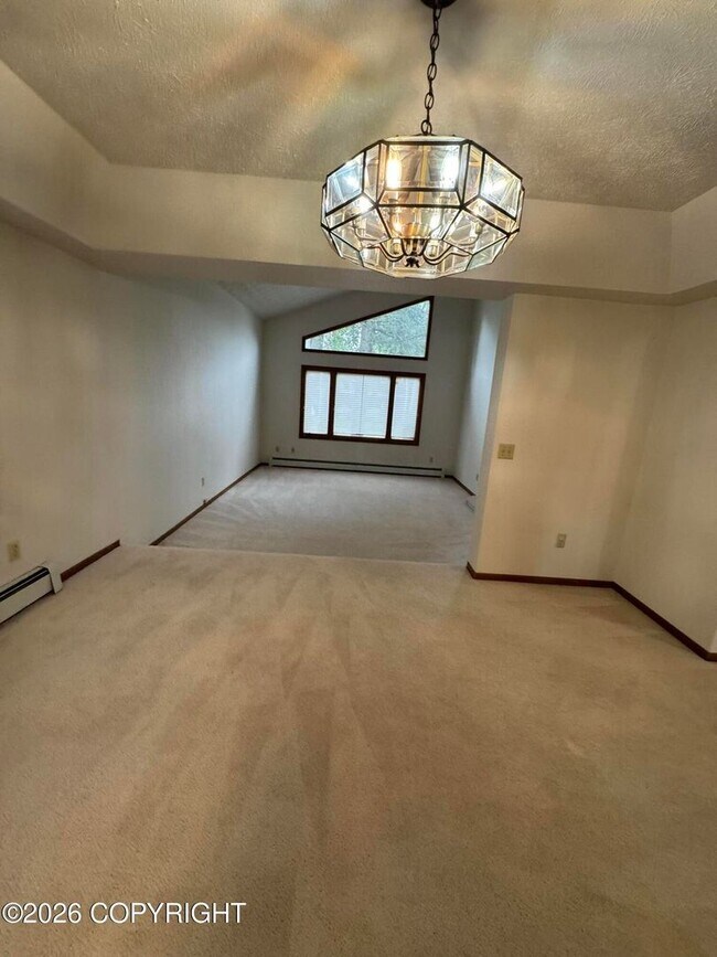 Building Photo - 13710 Vern Dr