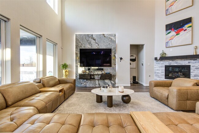 Building Photo - 1815 Longcroft Ln