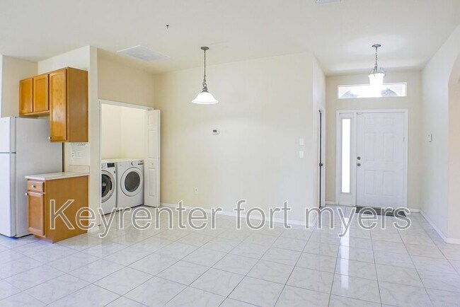 Building Photo - 2514 55th St SW