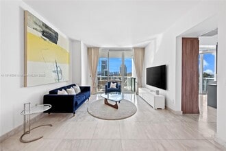 Building Photo - 50 South Pointe Dr