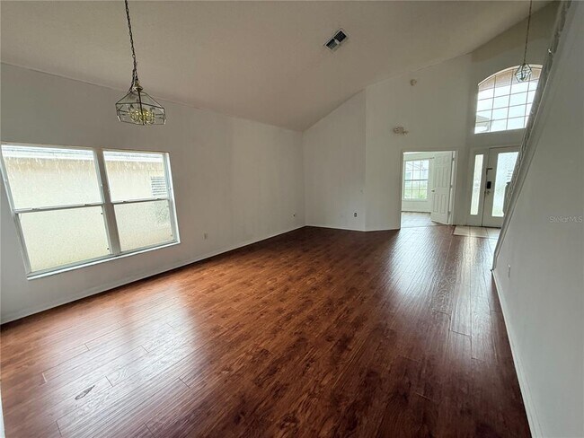 Building Photo - 2918 Blooming Alamanda Loop