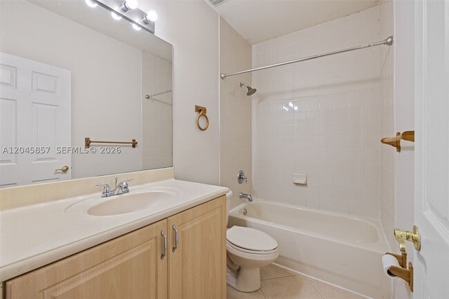 Building Photo - 8401 SW 25th Ct