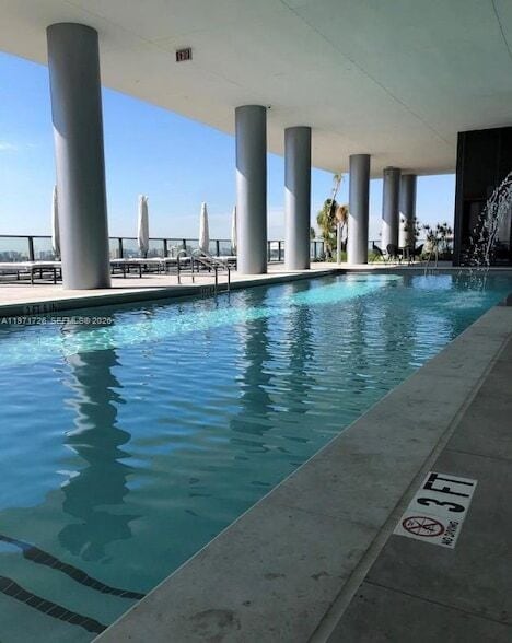 Building Photo - 1600 NE 1st Ave