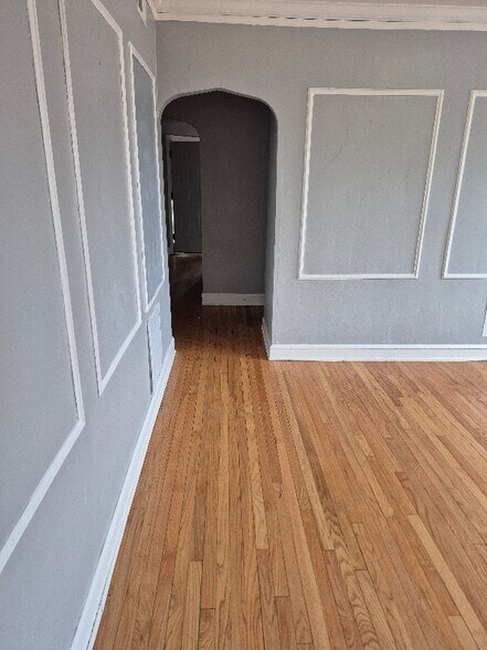 Building Photo - 8051 S Wolcott Ave