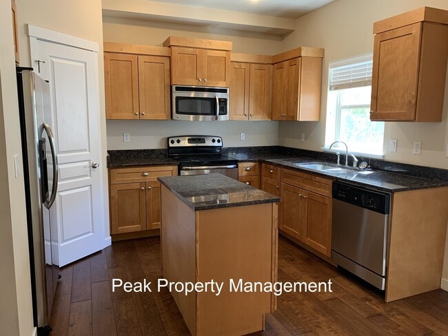 Building Photo - 8786 W Pine Valley Ln