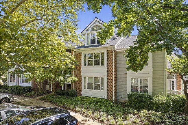 Building Photo - 3151 Covewood Ct