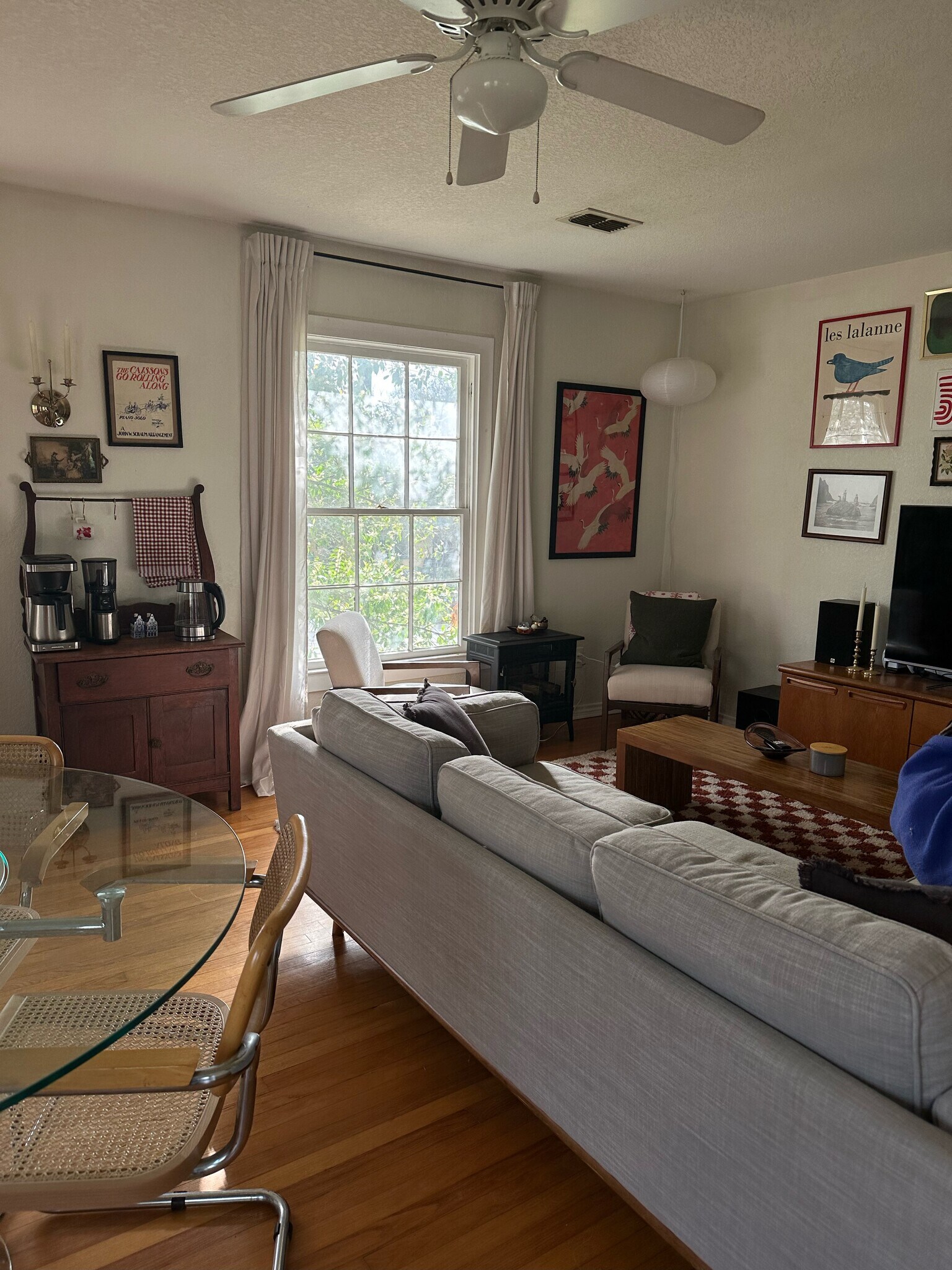 Living room. 940-383-2500 - 2019 N Bell Ave