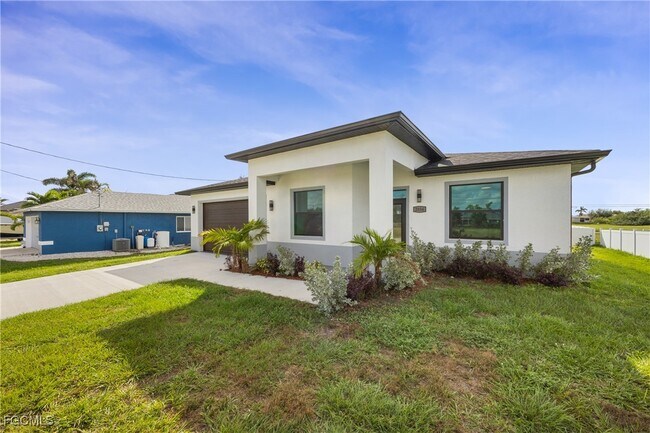 Building Photo - 2027 NW 16th Pl