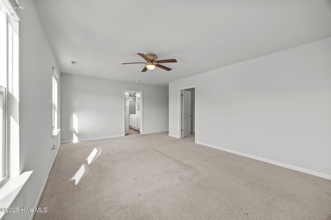 Building Photo - 115 Tralee Pl