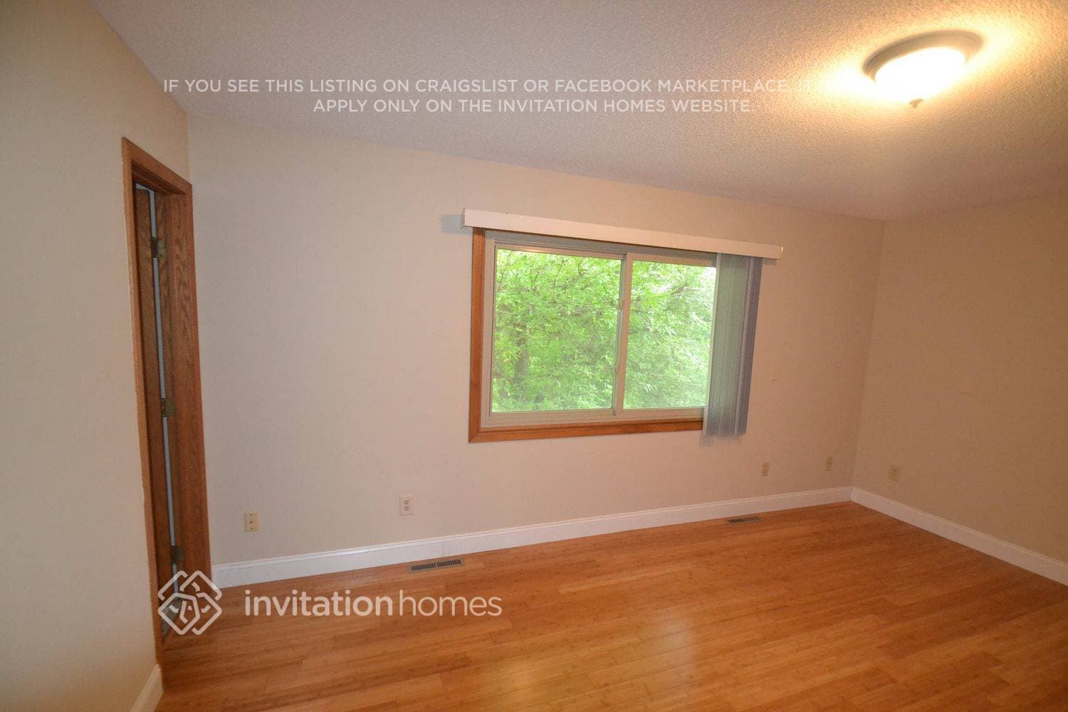 Building Photo - 7897 Kingsview Ln N