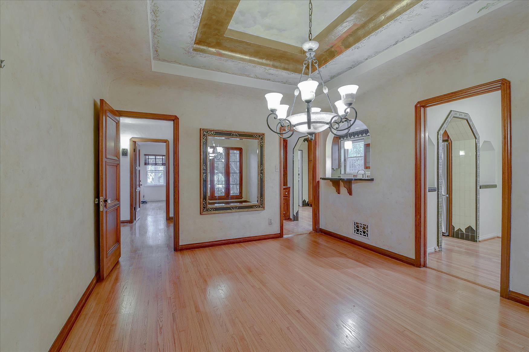 Building Photo - 1136 S Spaulding Ave