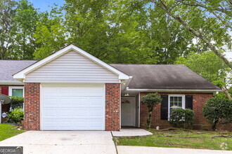 Building Photo - 7960 Creekstone Way