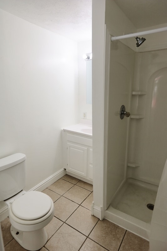 Building Photo - 1000 Jennette Ave NW