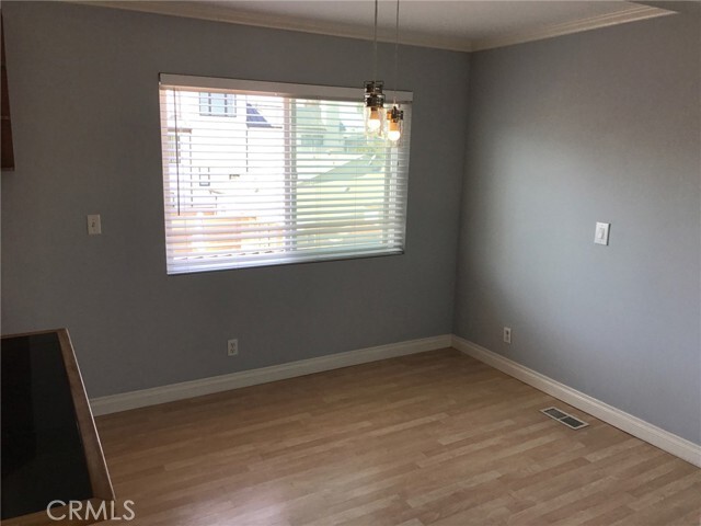 Building Photo - 514 Marigold Ave