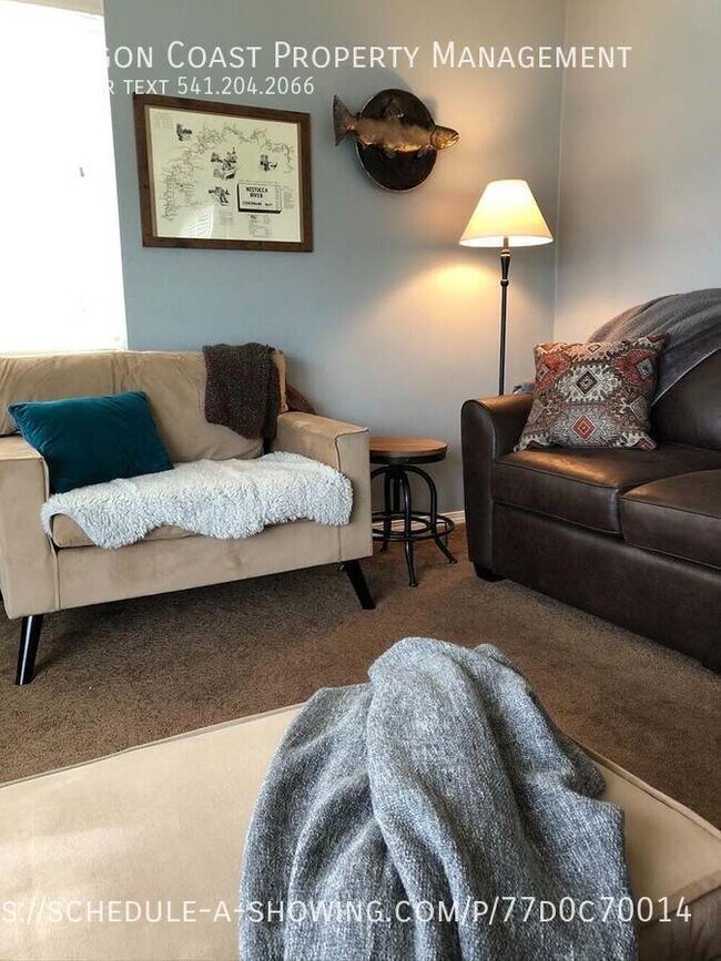 Building Photo - 2bed/2bath home on the river and close to ...