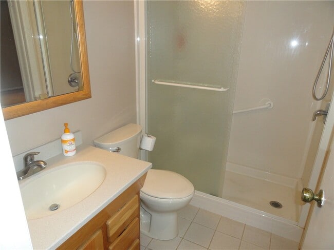 Building Photo - 64 Greenway Blvd