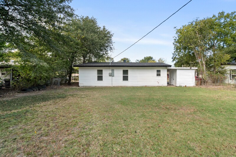 Building Photo - 3003 Williams Dr