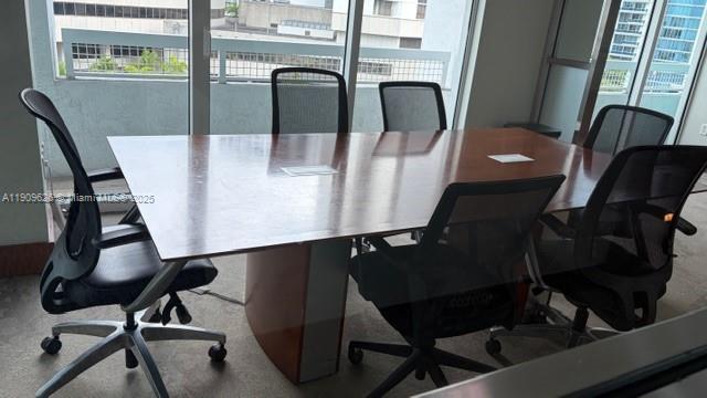 Building Photo - 31 SE 5th St