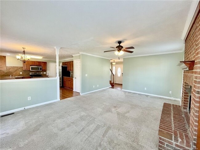Building Photo - 1607 Pendleton Ct