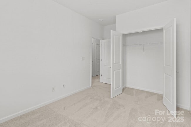 Building Photo - 109 Goodson Pl