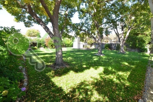 Building Photo - 4837 Jela Way