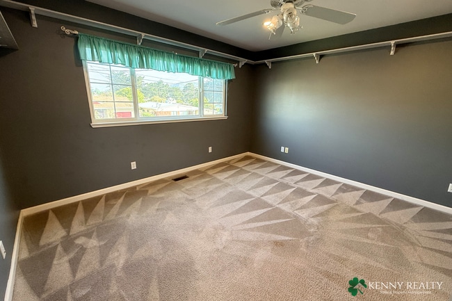 Building Photo - Spacious 3-Bedroom Home in Desirable Neighborhood in South San Francisco